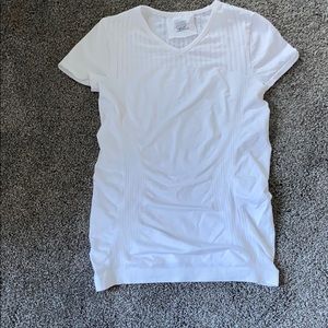 Athleta white short sleeve v neck top
